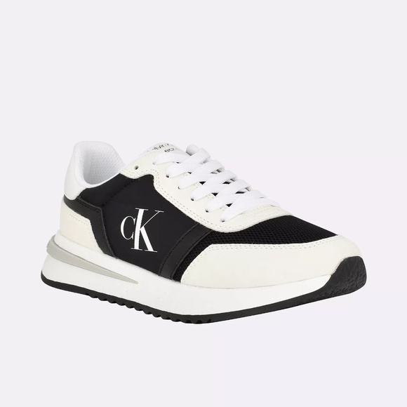 NEW Calvin Klein Women's Piper Sneaker - size 5.5 - Picture 1 of 11